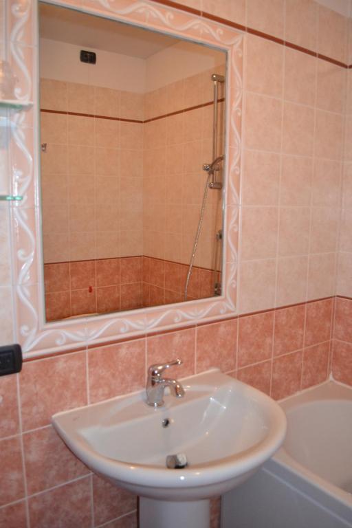 Maita Hotel 3*